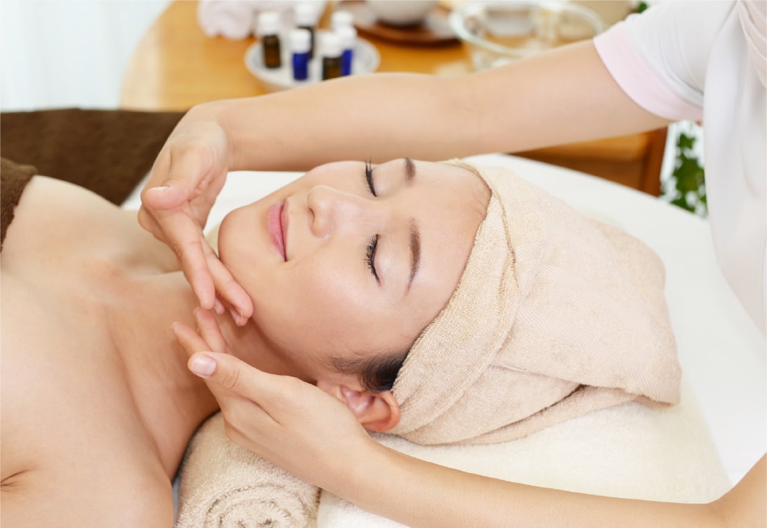 直営サロンの運営によりリアルな店販、施術エビデンスを元にお客様に最適なご提案をします！